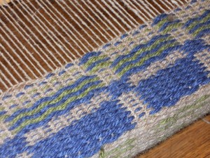 weaving-close-up